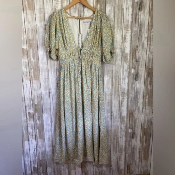 NWT Faithfull The Brand Patrinico Sabinosa Floral Midi Dress Puff Sleeve 4 - Picture 2 of 8